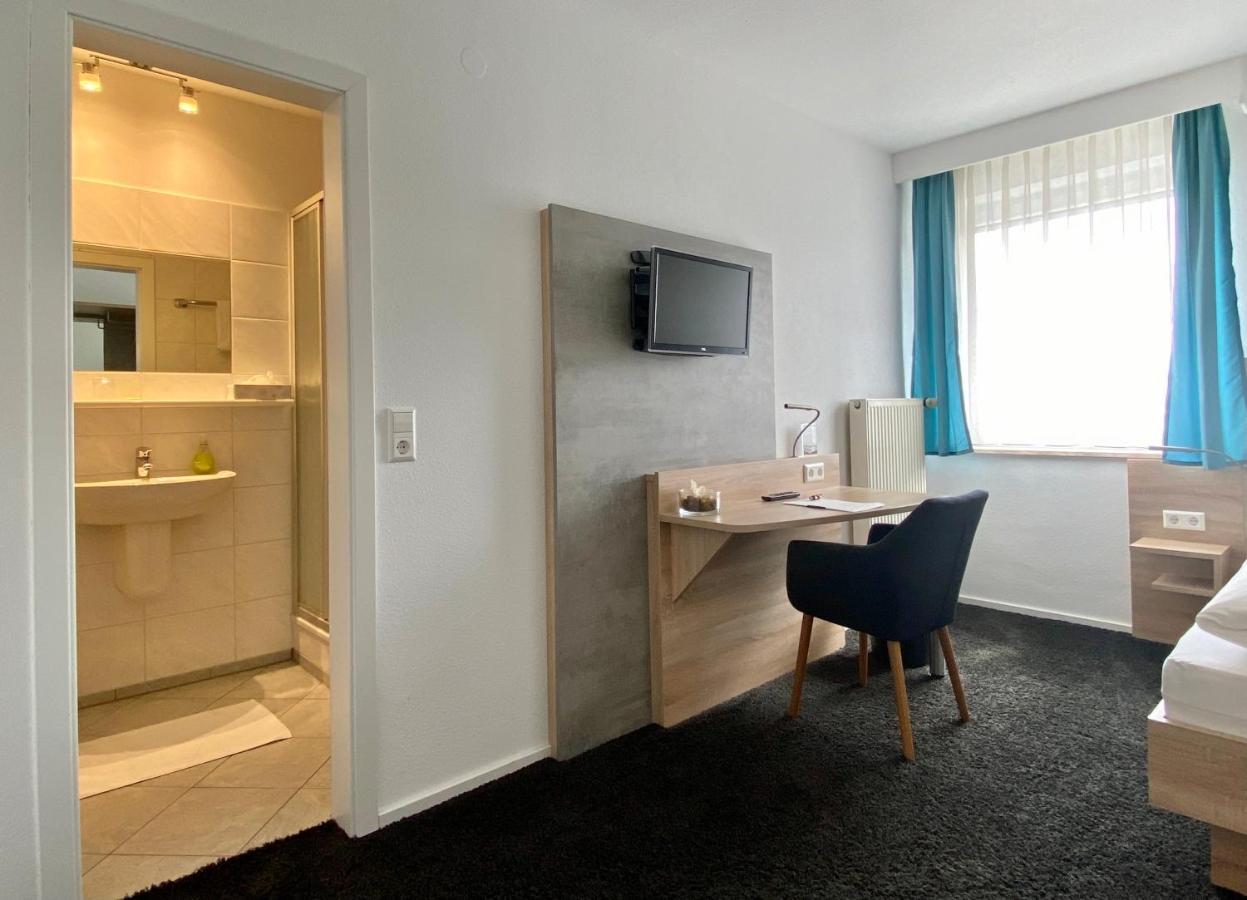 Bodelshausen Hotel Zur Sonne מראה חיצוני תמונה