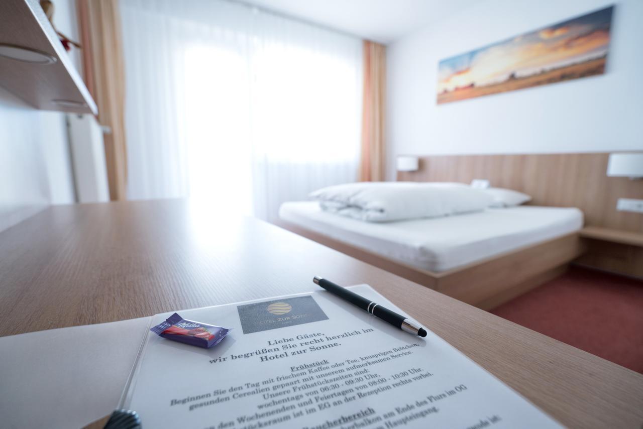 Bodelshausen Hotel Zur Sonne מראה חיצוני תמונה