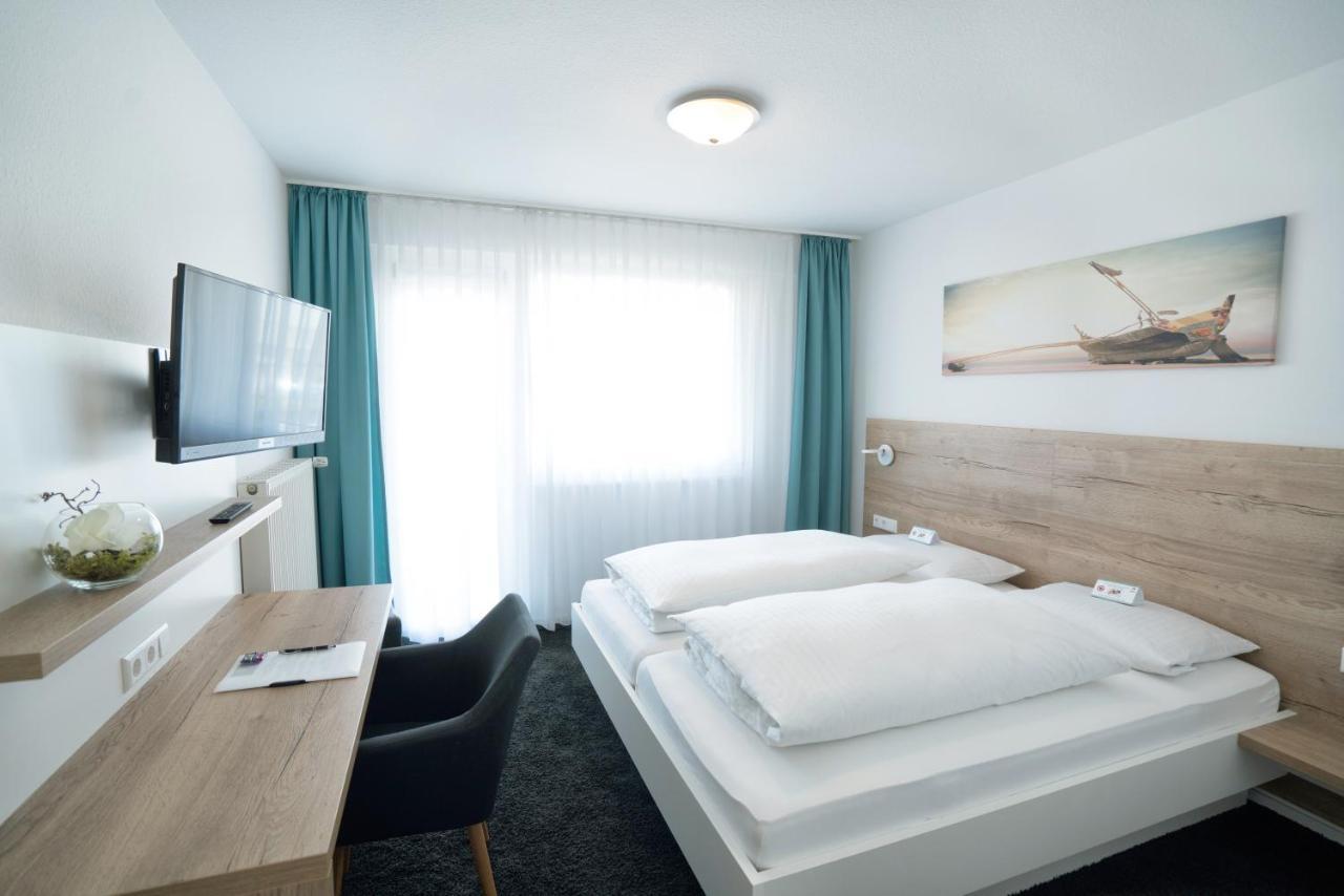 Bodelshausen Hotel Zur Sonne מראה חיצוני תמונה